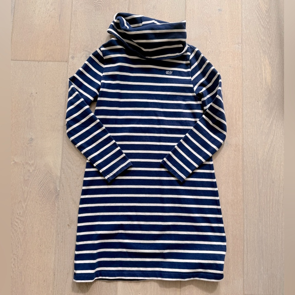 Vineyard Vines Loose Turtleneck Dress
